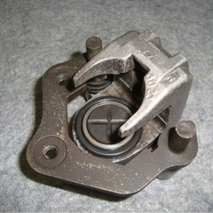 ZXR250C 純正リアキャリパーの画像