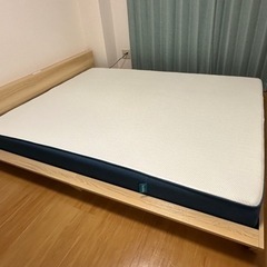 コアラマットレス　ベッドフレーム付き