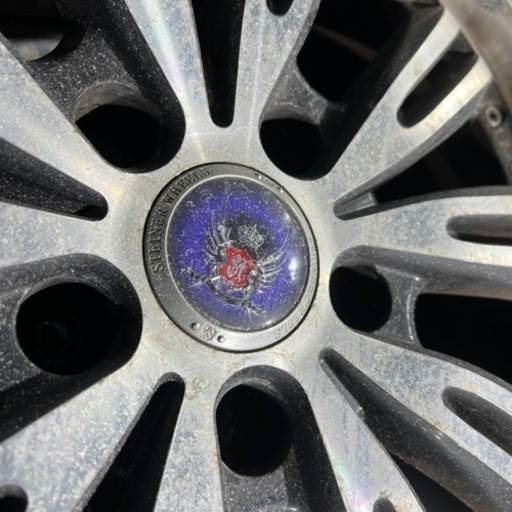 車のパーツ タイヤ、ホイール