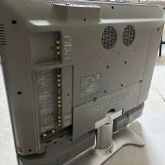 SHARP 30インチ　AQUOS　液晶カラーテレビ の画像