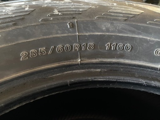 車のパーツ タイヤ、ホイール