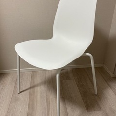 【IKEA】LEIFARNE チェア ホワイトの画像
