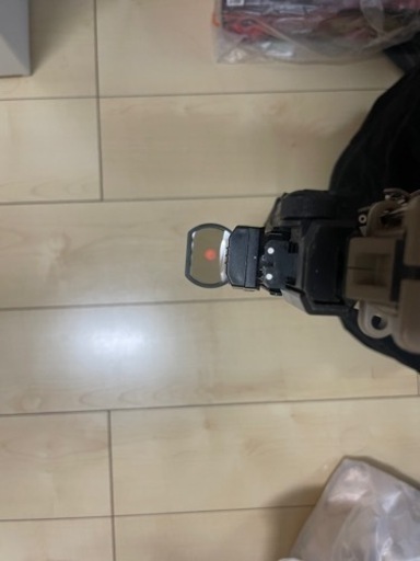 サバゲー グロック18？ MP7 ロングマガジン、スコープセット ガスブロー 10/6までの購入であれば2.5万まで値下げ可能