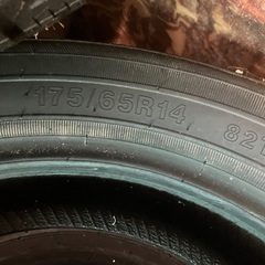 新品・未使用　夏タイヤ　175/65 R14  4本
