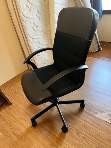 IKEAのオフィスチェア