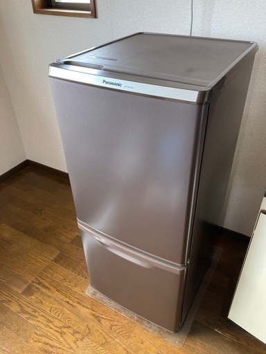 冷蔵庫　パナソニック　NR-B149W