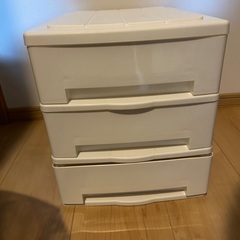 3段ケース！書類整理などにおすすめです。の画像