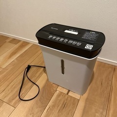 シュレッダー　アイリスオーヤマ　譲ります