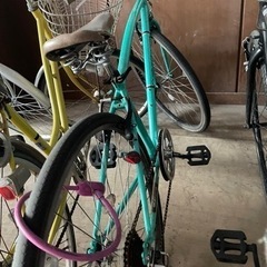 自転車 クロスバイクの画像