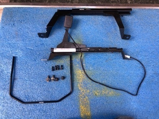 三菱アイ用 RECAROセミバケシートレール(証明書付属)