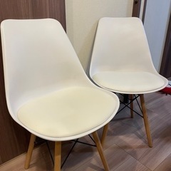 ダイニングチェアの画像