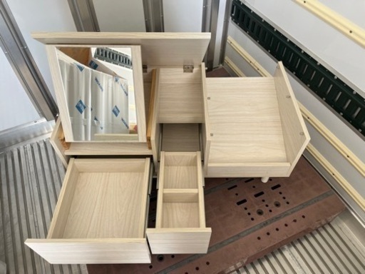 ドレッサー　テーブル