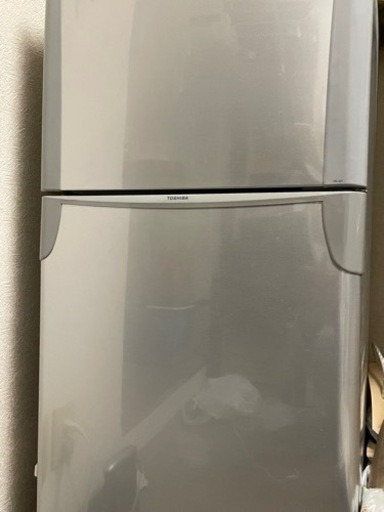 引越しに伴い冷蔵庫お譲りします！東芝 YR-12T（S）