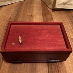 【アンティーク調】オルゴール付きアクセサリーケース/小物入れの画像