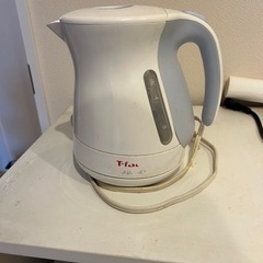 電気ケトルの画像