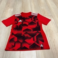 アディダス　キッズ　Tシャツ　160サイズの画像
