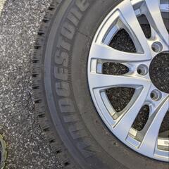 車のパーツ タイヤ、ホイールの画像