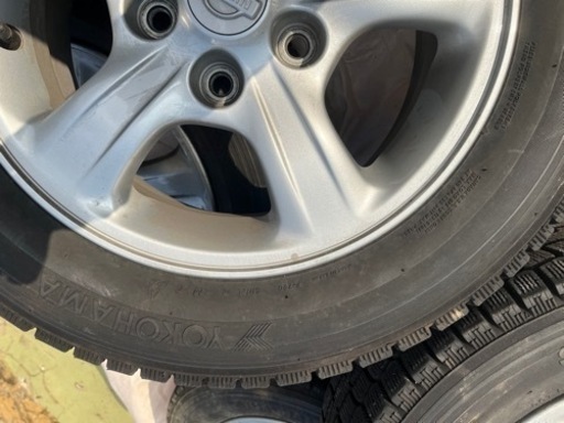 車スタッドレスタイヤ、ホイール