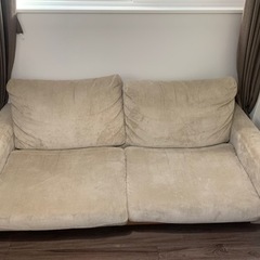 無料　三人掛けソファの画像