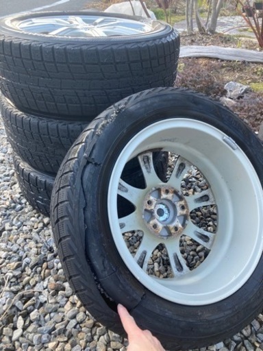 車のパーツ タイヤ、ホイール