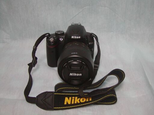NIKON　D5000