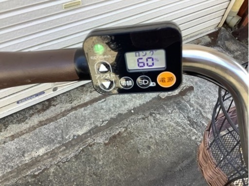 352  パナソニック最新機種電動アシスト自転車vivi24インチ　レッドボディー