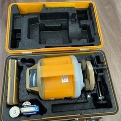 レーザーレベル、測量器