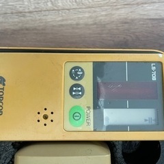 レーザーレベル、測量器