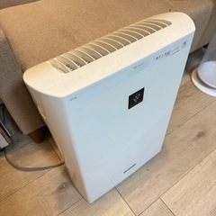 空気清浄機の画像
