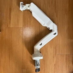 モニターアーム