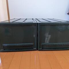 衣装ケース　２個