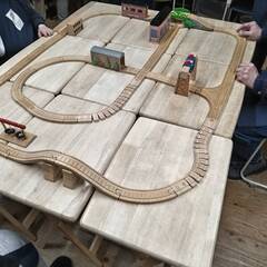 【中古】木製　トーマス機関車おもちゃの画像