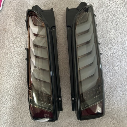 ハイエース　部品　ヴァレンティ