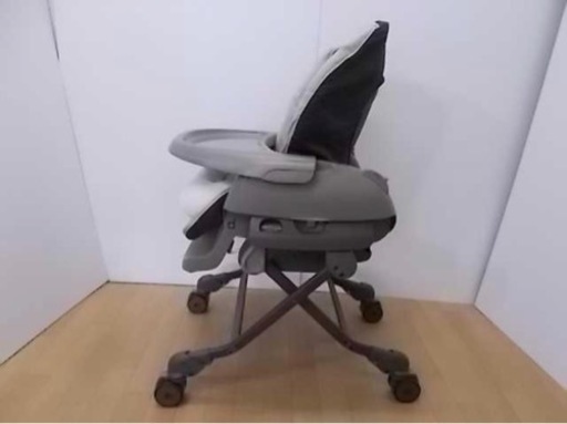 コンビ　Combi  ネムリラ　オート　BEDi