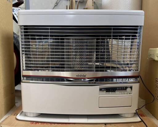 トヨトミ 煙突式ストーブ HR-650c 2012年製 TOYOTOMI 石油ストーブ 札幌市東区