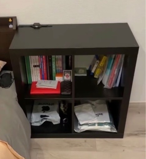 IKEA  本棚