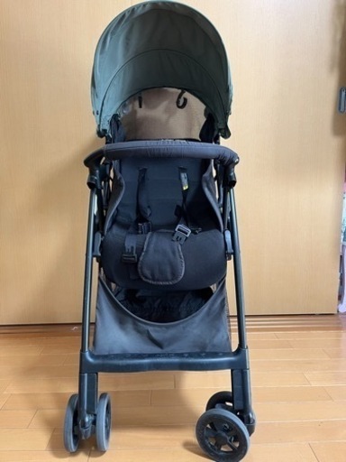 アップリカ B型ベビーカー譲ります。