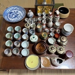 湯呑み、皿、徳利、ぐい呑、急須、茶碗