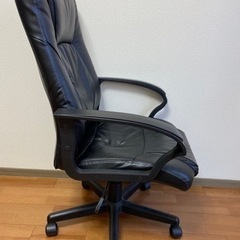 椅子　オフィスチェアの画像