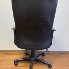 椅子　オフィスチェアの画像