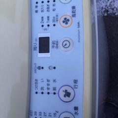 🔶配送無料🚛当日配送🔰洗濯機🏅コンパクトサイズ⭐️ 狭い場所にオススメ🔰ステンレス槽‼️　兵庫　大阪　奈良　京都　冷蔵庫も出品🔶の画像