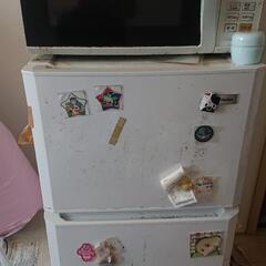 冷蔵庫1台、電子レンジ2台