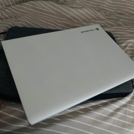 東芝ノートPC ACアダプター+クッションケース付