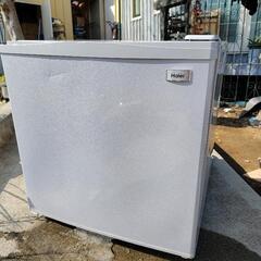2016年ハイアール製３８Ｌミニ冷凍庫　ＪＦ-ＮＵ４０Ｇ　５０×５０×５４ｃｍ　使用確認済　わりと綺麗家電 キッチン家電 冷凍庫