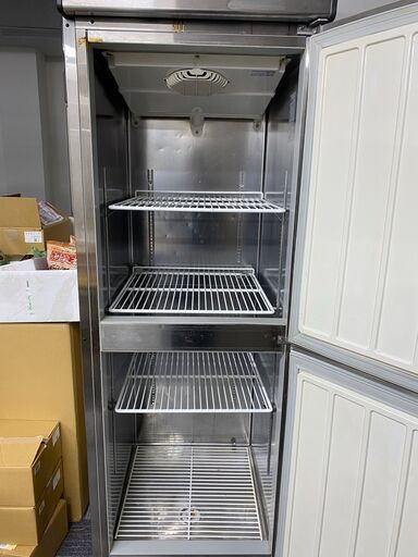 【中古・業務用冷凍庫】大和冷機 D.R.K ダイワ 201NYSS-EC(2011年製)/ 縦型 業務用 2ドア冷凍庫 厨房