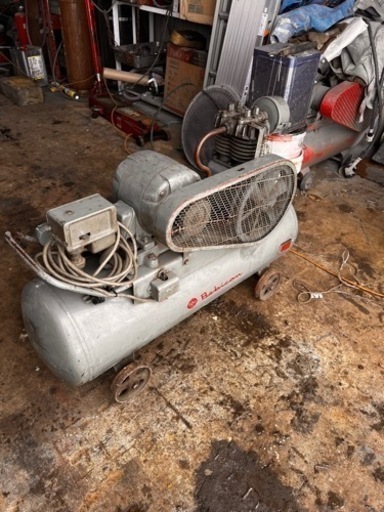 日立ベビコンプレッサー200v