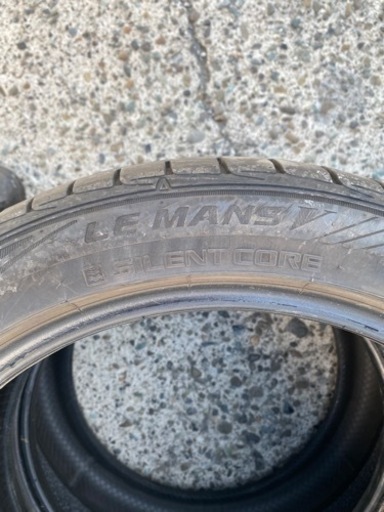 215/45R17タイヤ2本