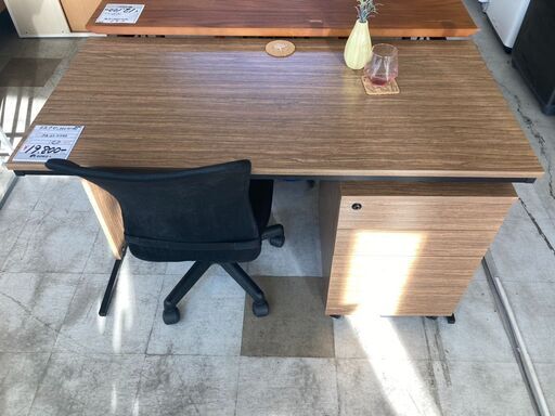デスクセット　（デスク本体とインワゴンセット）