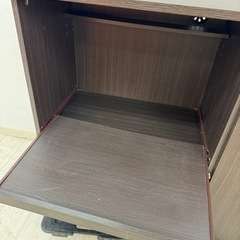 訳あり値下げ‼️ハーフ食器棚 キッチン収納 ブラウン 炊飯器置きの画像