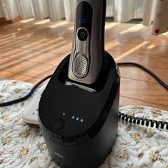 ブラウンシェーバーseries9替刃欠け有り の画像